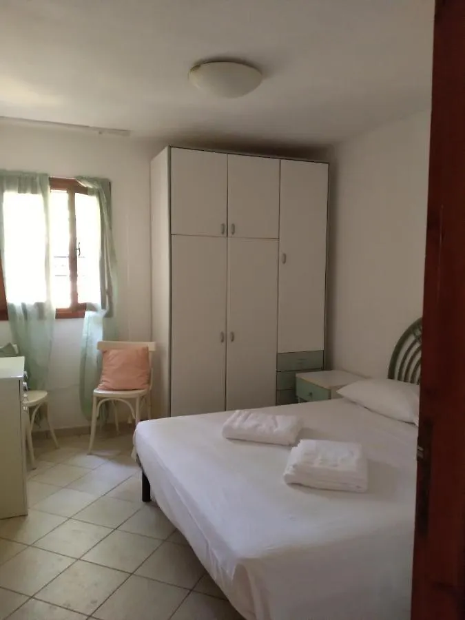 Holiday home Bitti'S Family Villa Rudalza Italy